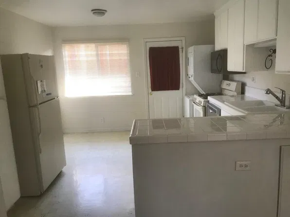 1302 W Hacienda Ave, Campbell, CA 95008