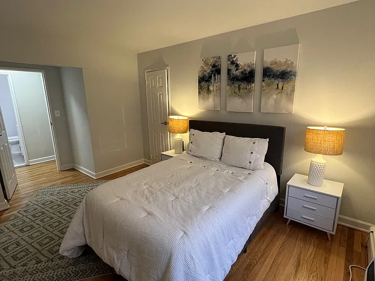 Highland Manor Apartments — Photo 7
