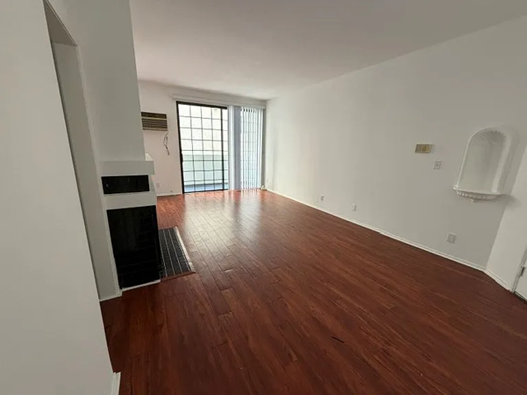 i3855 — Photo 12