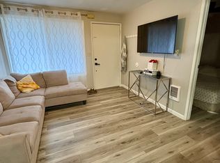 840 E Historic Columbia River Hwy APT 4, Troutdale, OR 97060