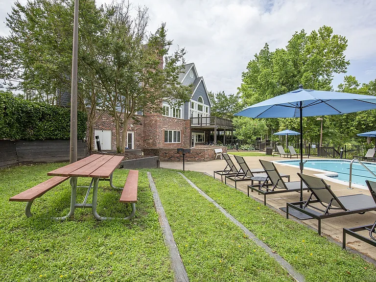 Wilde Lake Apartments — Photo 16