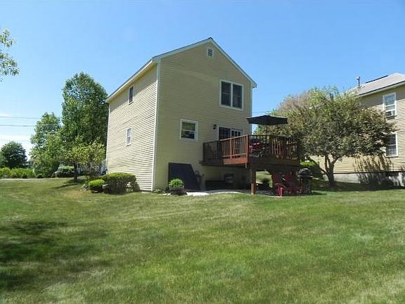 3rd image of 23 Burgundy Dr #23