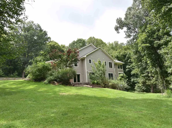 519 Foothills Dr, Nellysford, VA 22958