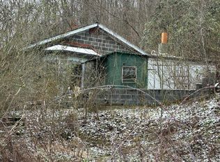 7484 Lesters Fork Rd, Hurley, VA 24620