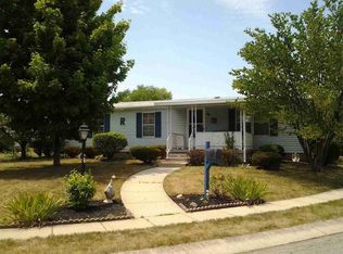 134 S Point Dr, Fairborn, OH 45324