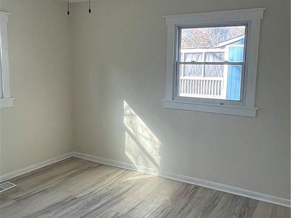2nd image of 2298 Swallow Cir SE