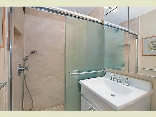 Sold by Stribling | media 18