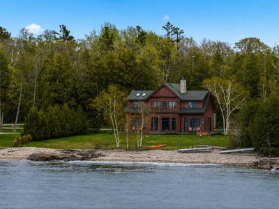 932 Cottage Rd, Ellison Bay, WI, 54210