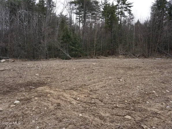 17 Pine Crest Rd, Hadley, NY 12134