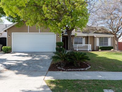 5873 W Wathen Ave, Fresno, CA, 93722