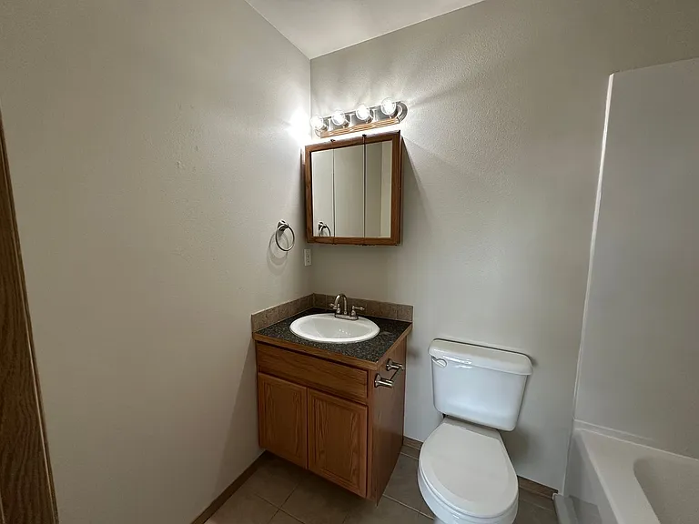 5752 Legoe Ave #202 — Photo 17