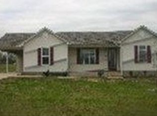 221 Pearson Dr, Bells, TN 38006