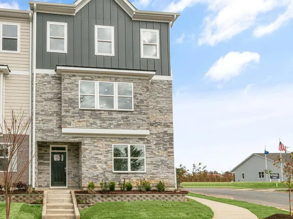 609 Dorset Stream Dr, Fuquay Varina, NC 27526
