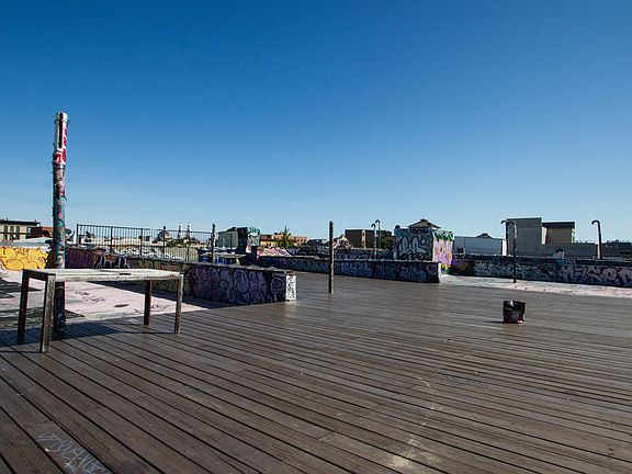 4th image of 175 Stockholm St #123