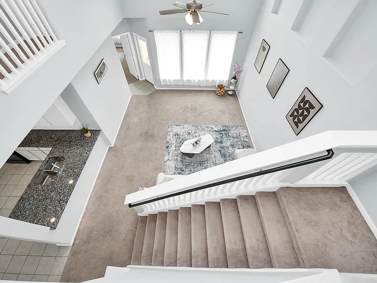 208 Salange Ln — Photo 46