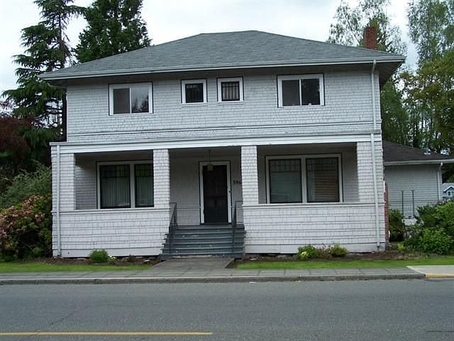 1st image of 396 Sussex Ave E
