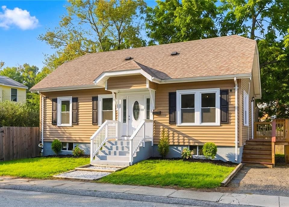1st image of 21 Overbrook Ave