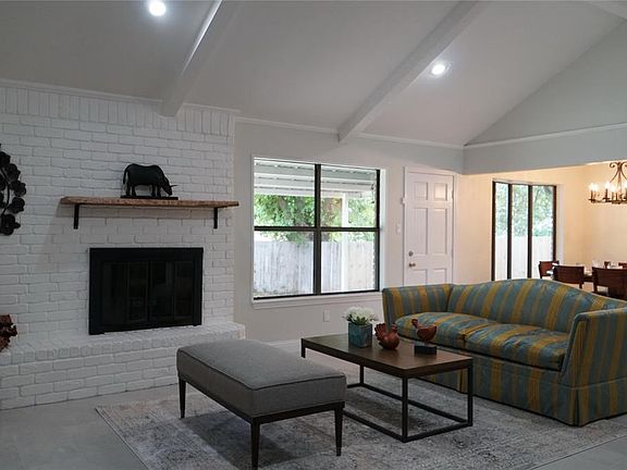 4th image of 4707 Elkwood Ln