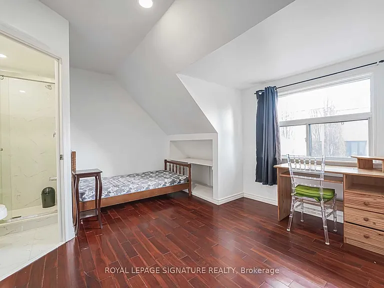 80 Markham St — Photo 8
