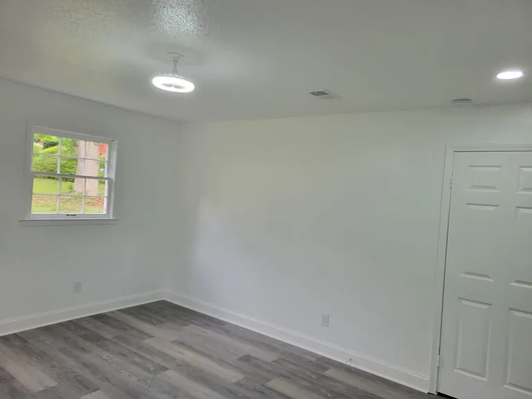 2564 Treadway Dr #D — Photo 8