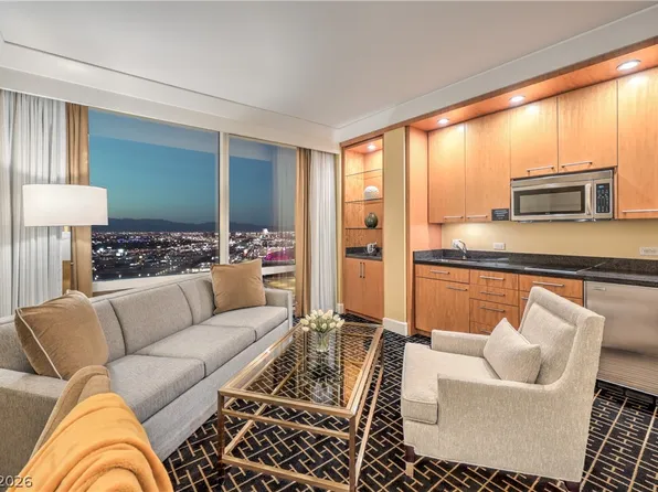 2000 N Fashion Show Dr Unit 3919, Las Vegas, NV 89109