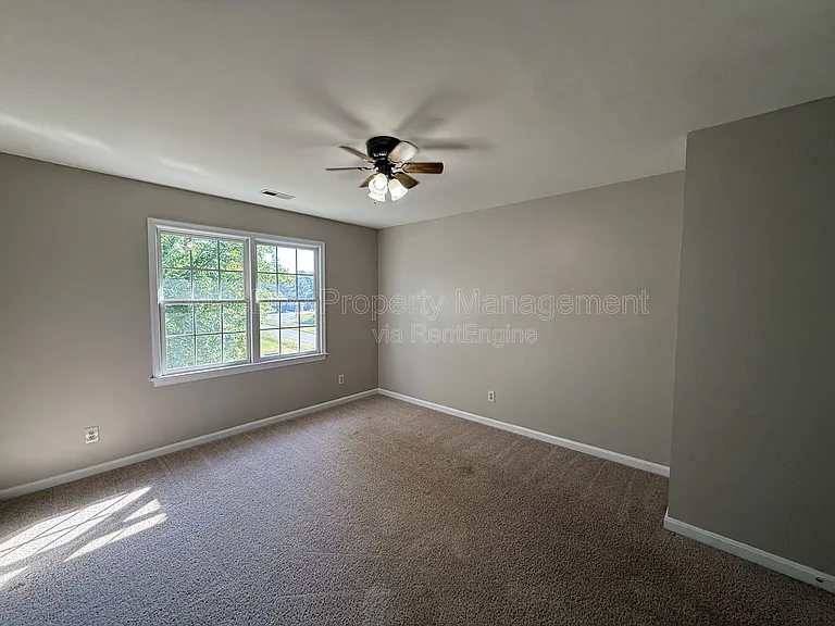 10500 Westfield Ln — Photo 33