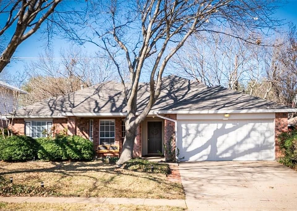1st image of 3208 Steamboat Dr