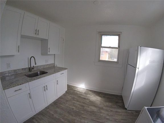3rd image of 2111 8th Ave N #2