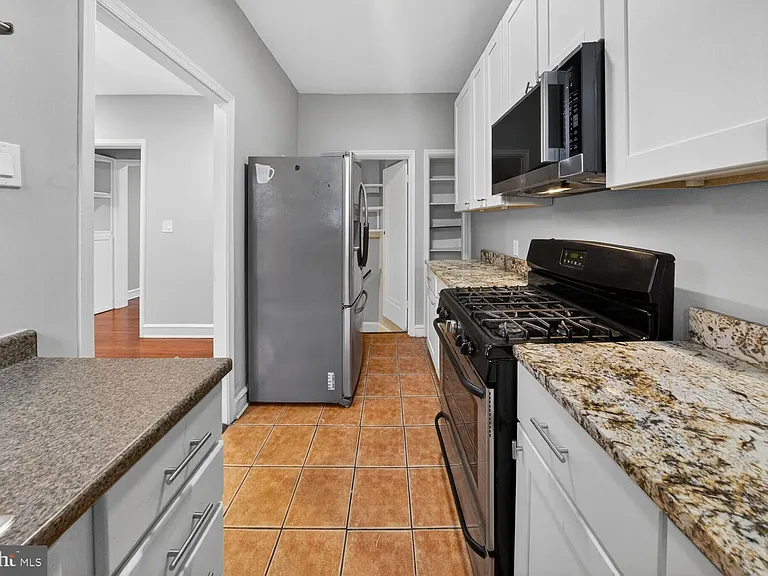 1353 Kennedy St NW — Photo 11
