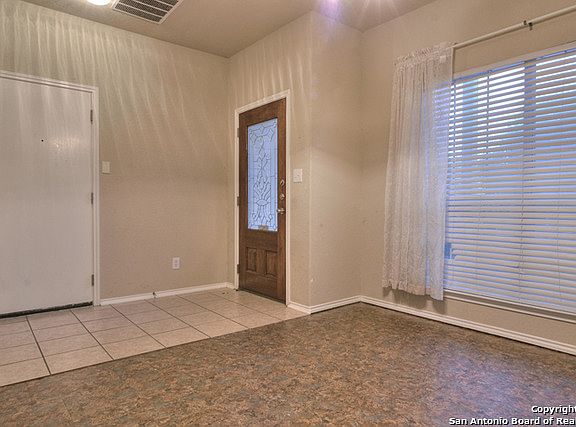 3rd image of 1241 Pelican Pl