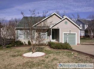 1202 Brittany Point Ct, Apex, NC 27502