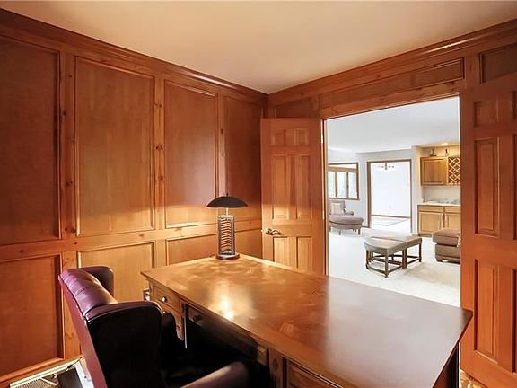 3rd image of 115 Northbrook Dr