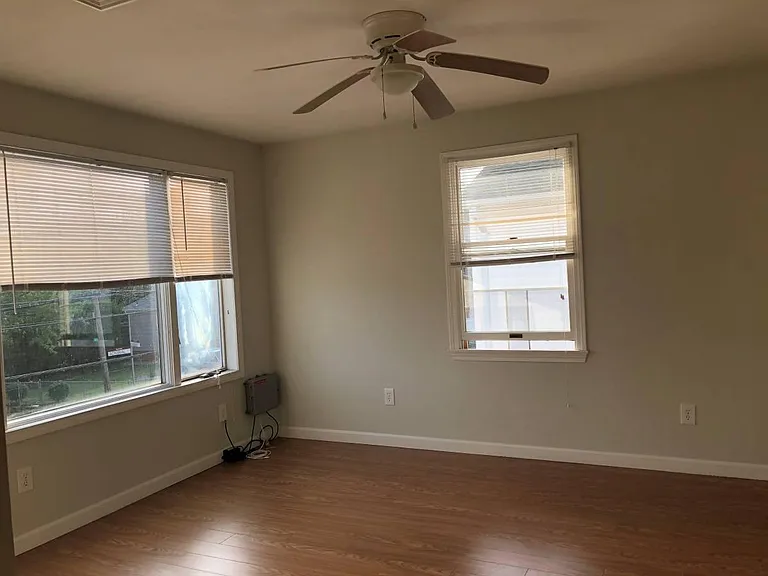 539A Admiral St #1 — Photo 3