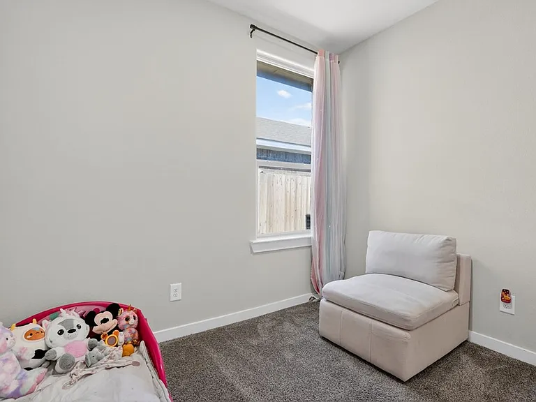 2209 Beaufort Dr — Photo 34