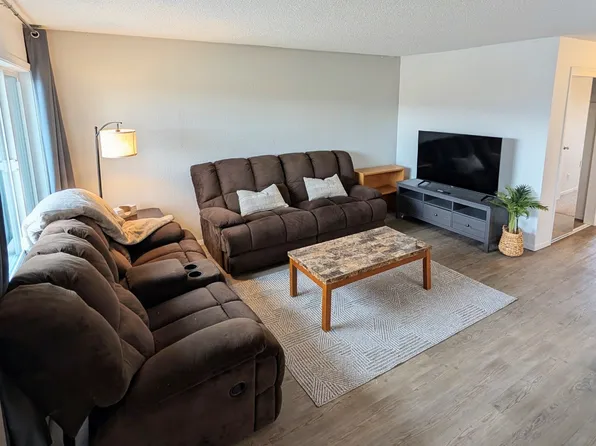 1009 W 30th Ave APT 7, Anchorage, AK 99503