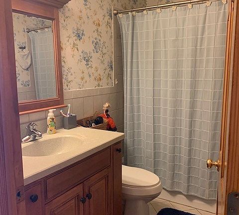 3rd image of 100 Connetquot Ave APT 25