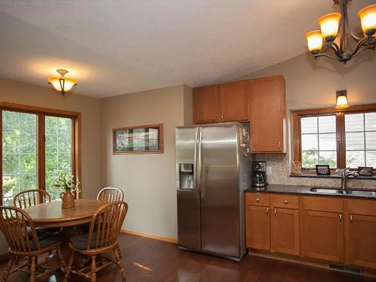 4155 Pennsylvania Ave — Photo 4