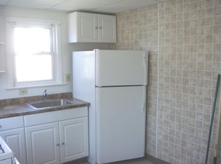 412 Powell St #A, Gloucester City, NJ 08030