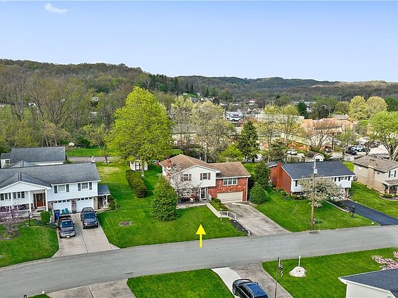 5th image of 708 Skyline Dr