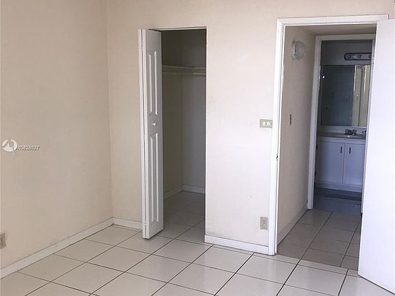 5th image of 801 NW 47th Ave APT 909W