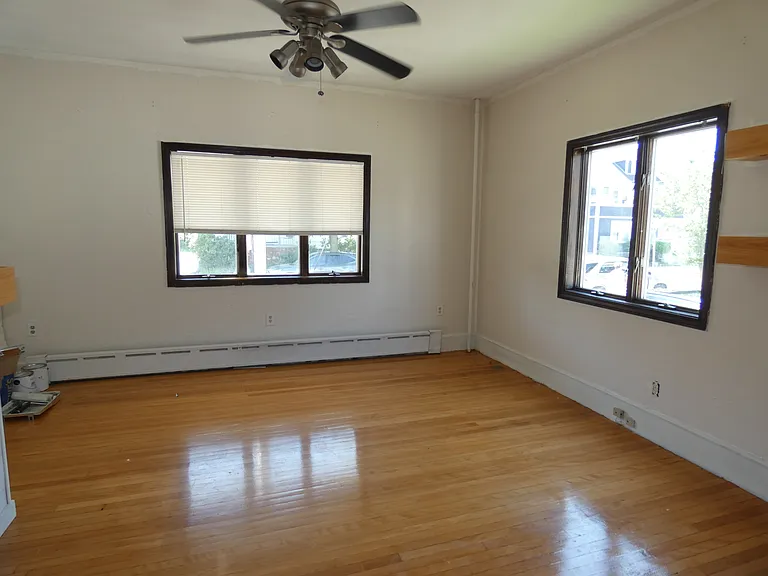 63 Emerald St #1 — Photo 3