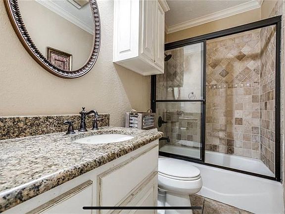 2nd bathroom