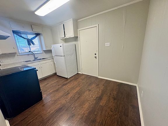 5th image of 203 Shirley Dr #203