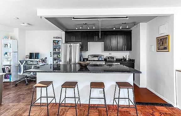 3rd image of 392 Central Park W APT 11K