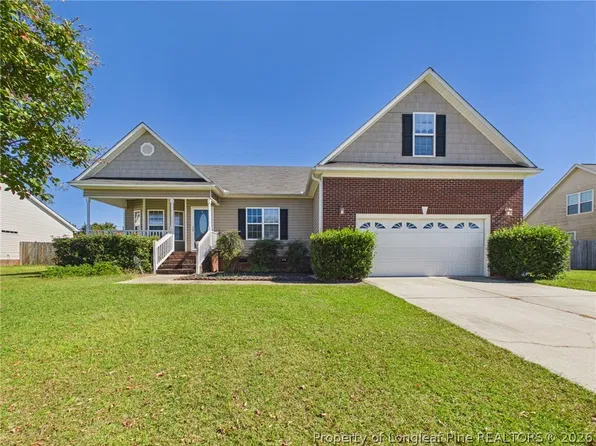 138 Crescent Dr, Raeford, NC 28376