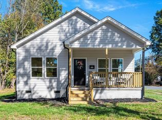 520 Maple Ave, Burlington, NC 27215