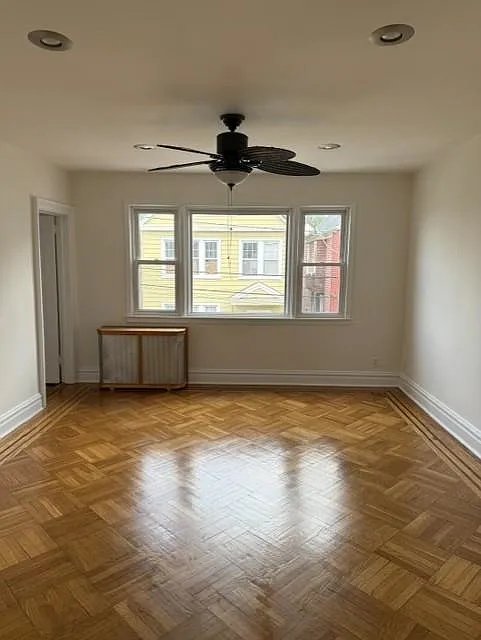 30 Newark Bay Ct #2