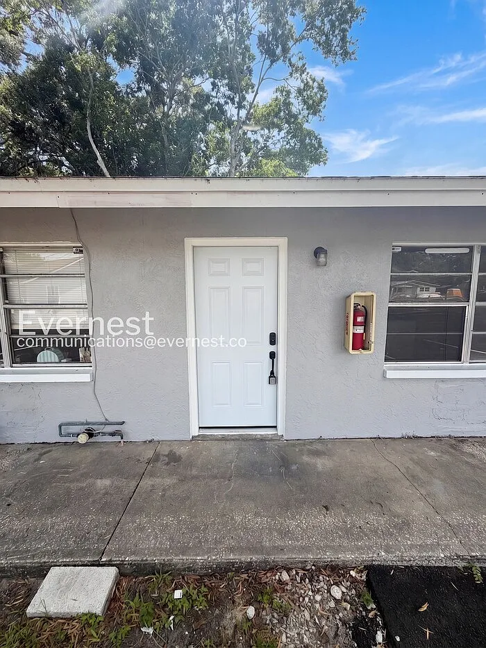 1 bed, 1.0 bath, 450 sqft, $1,395 — Photo 3