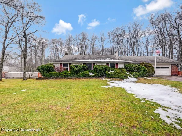 245 Dorantown Rd, Covington Township, PA 18444