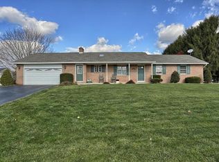 75 Kingston Dr, Palmyra, PA 17078